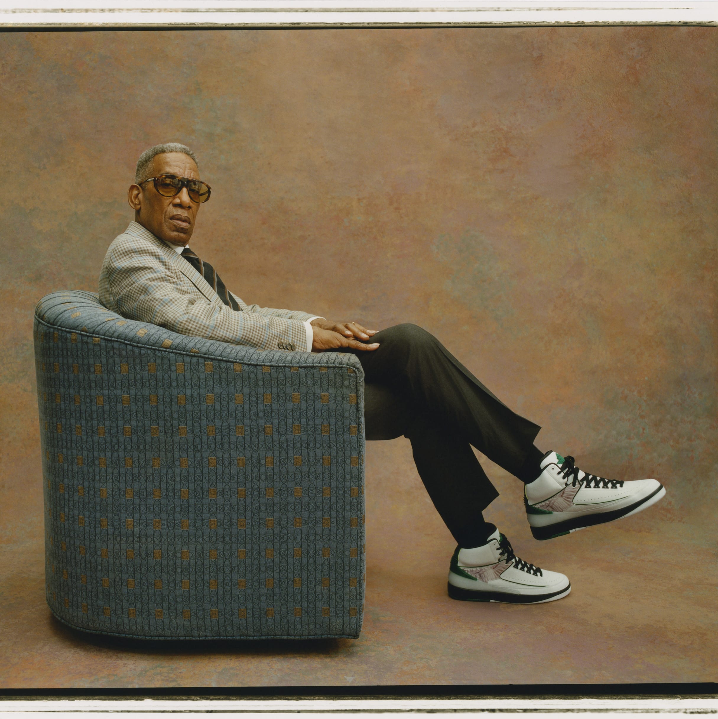Howard h white nike top