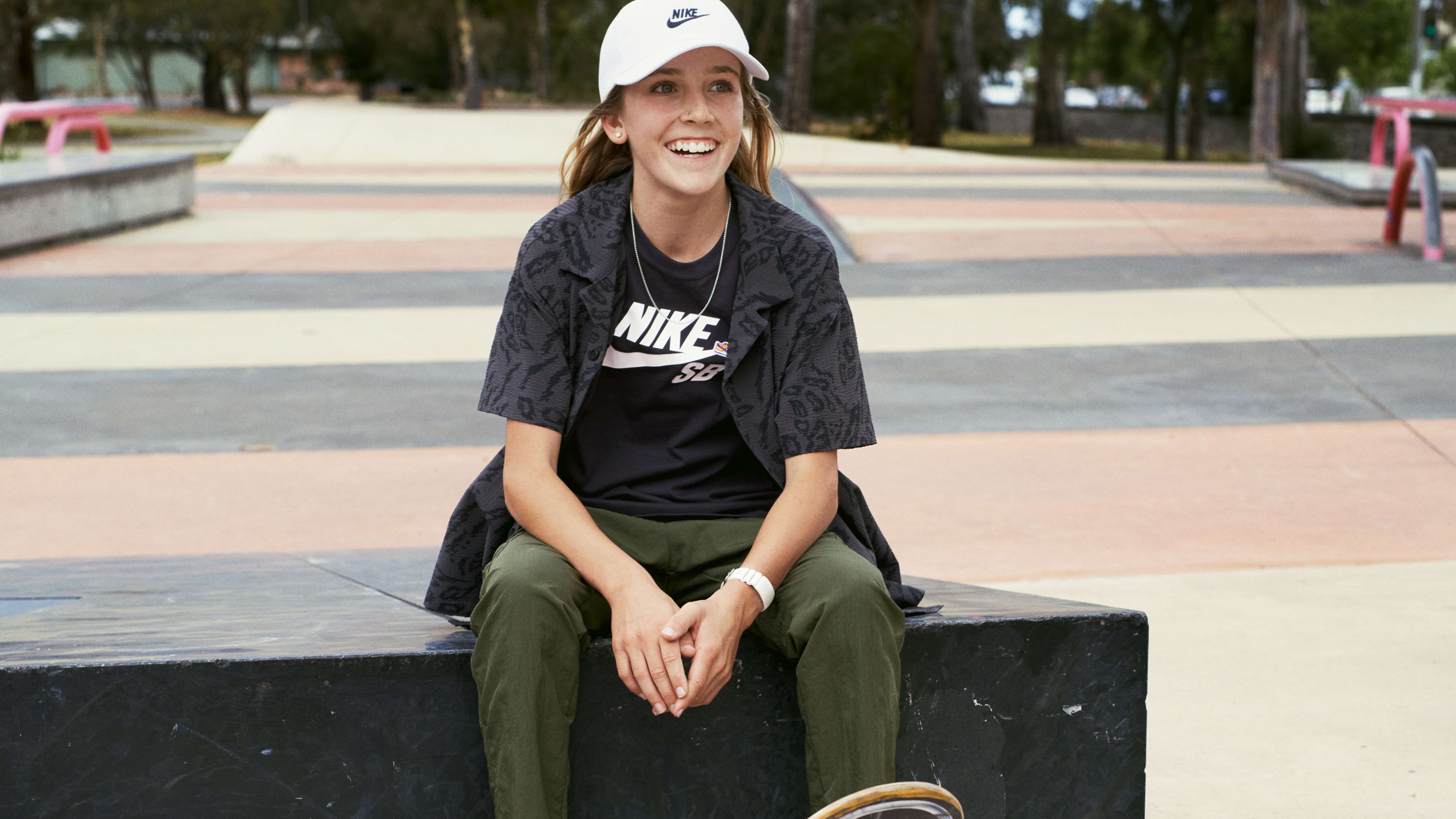 Nike sb australia team top