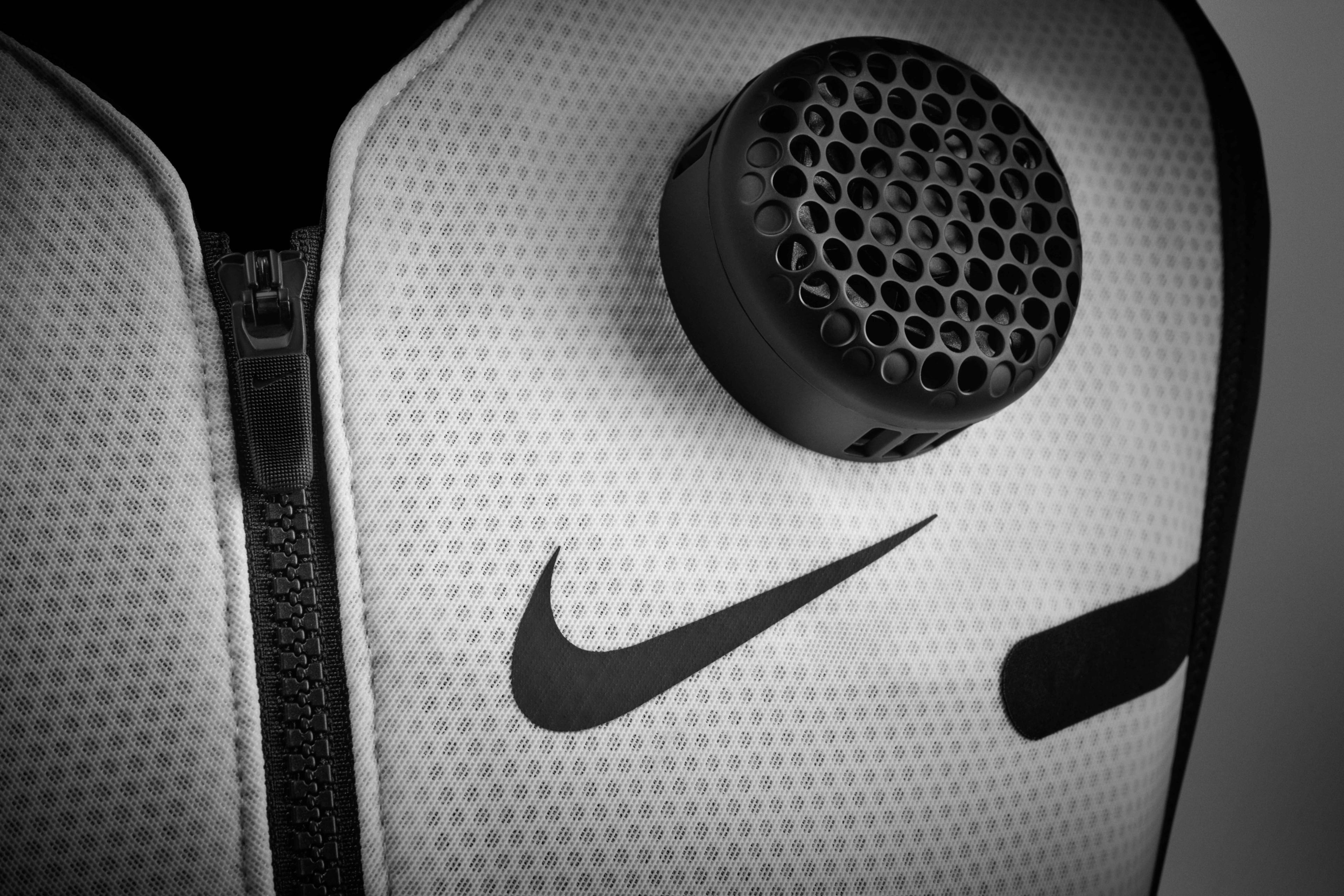 Nike thermal vest best sale