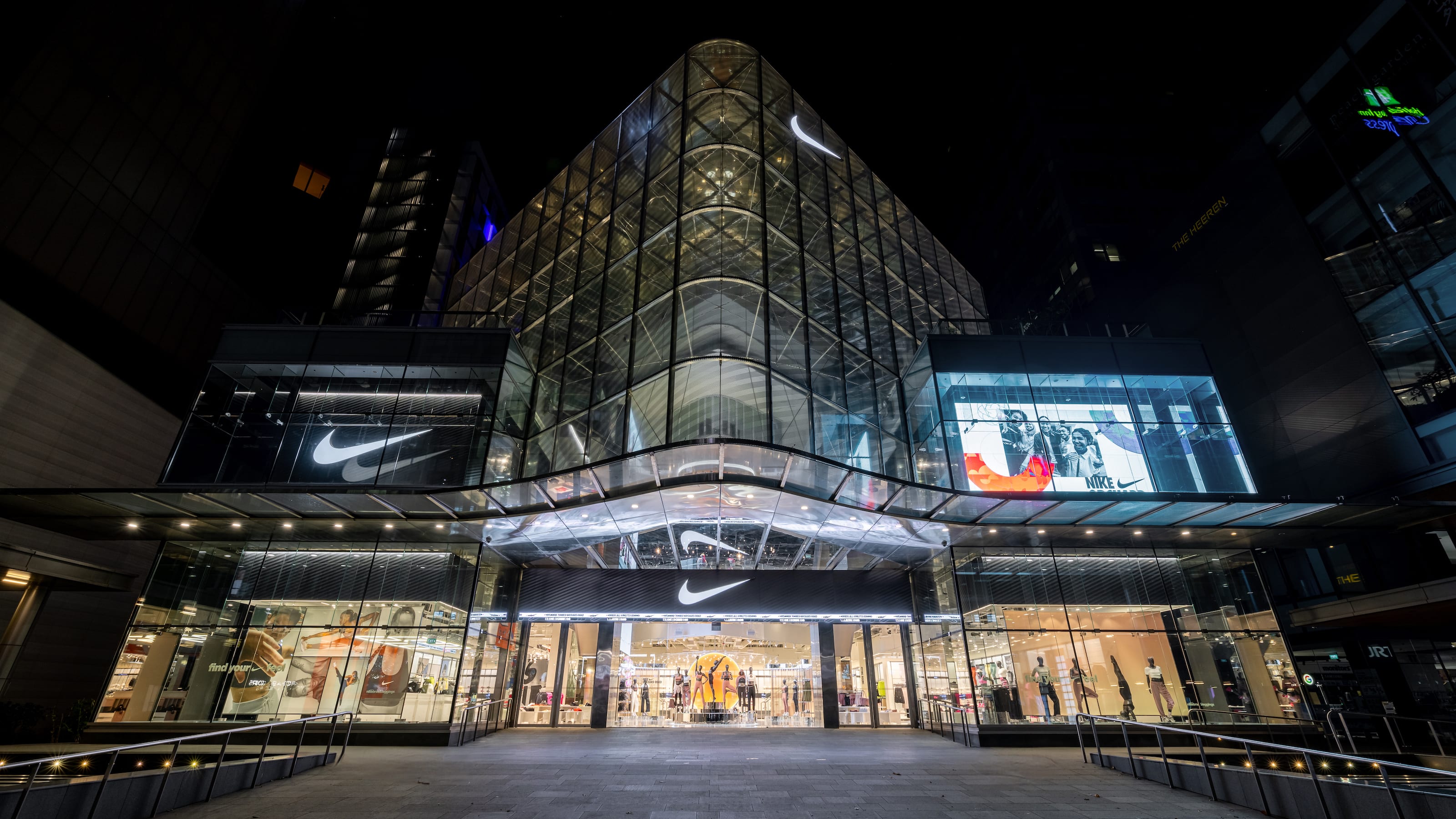Nike store ginza tokyo store