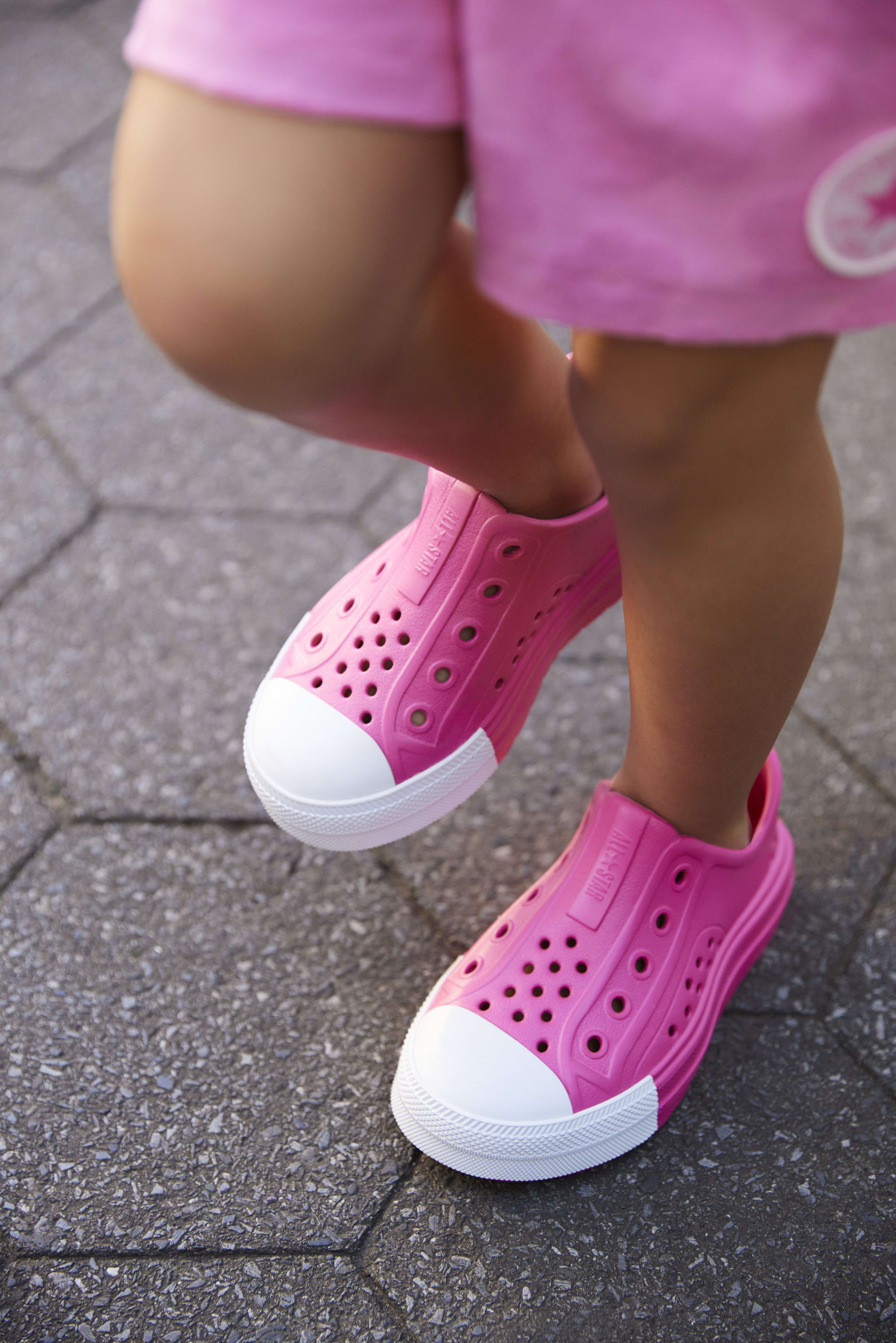 Converse presenta il modello Chuck Taylor All Star Play Lite CX per bambini e bambine NIKE Inc