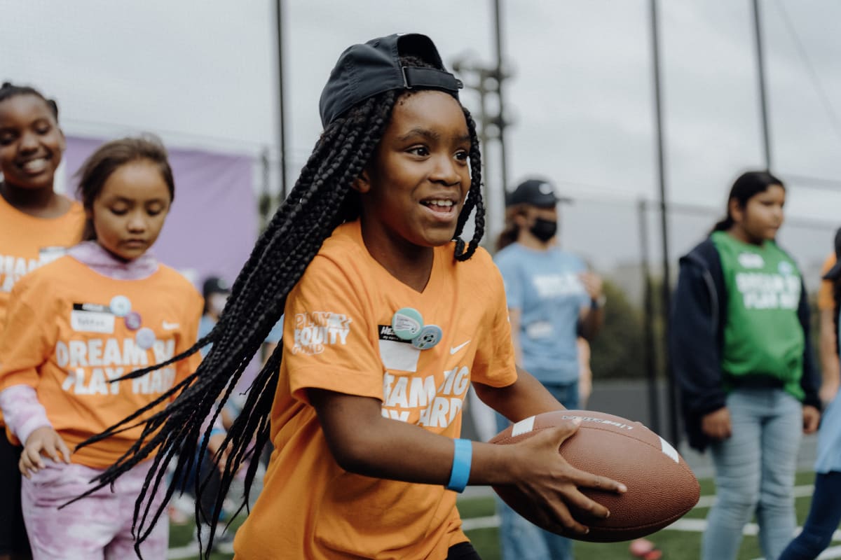 Go play day nike shop