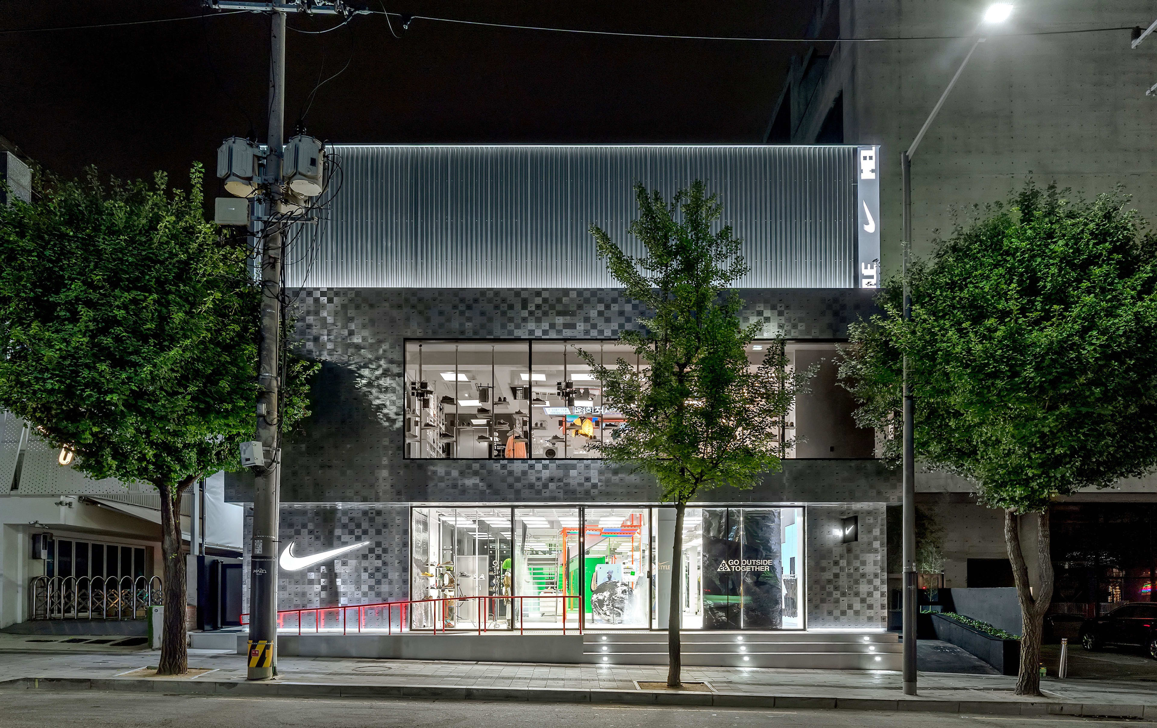 Nike creative studio cheap