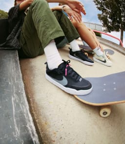 Nike pro skate best sale