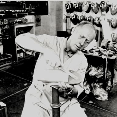 What was the first shoe nike made hot sale