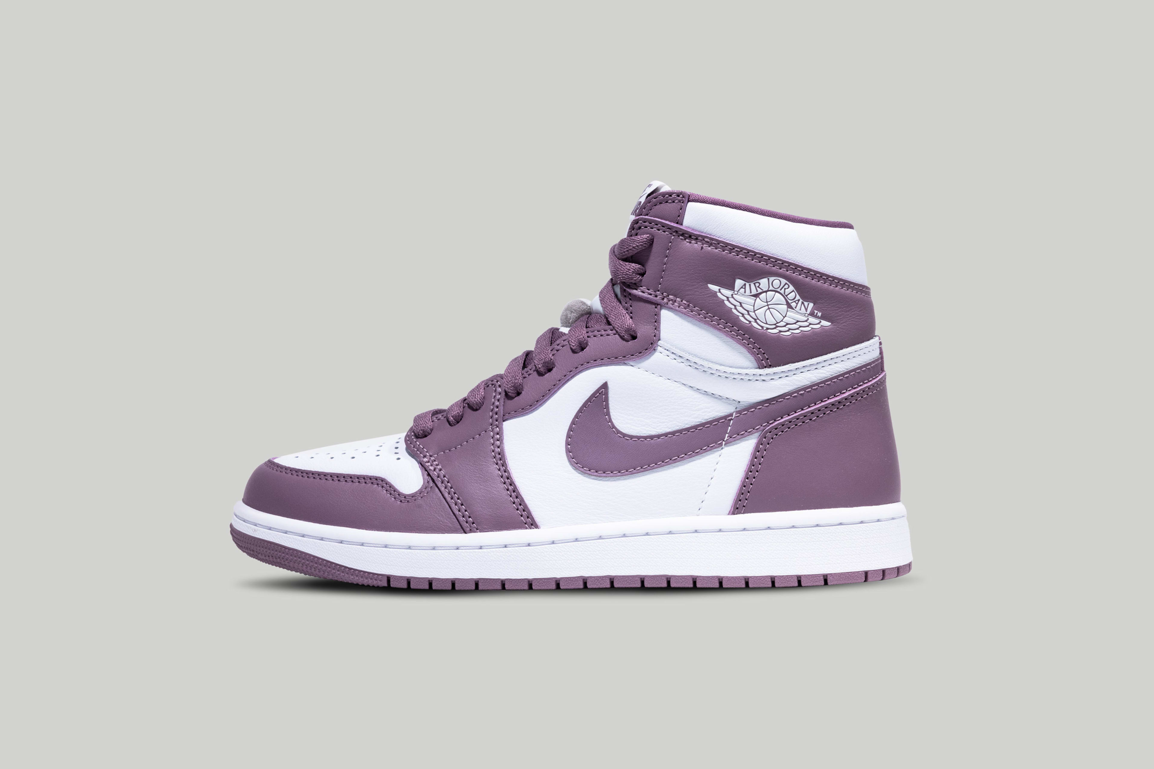 Jordan holiday release 2019 best sale