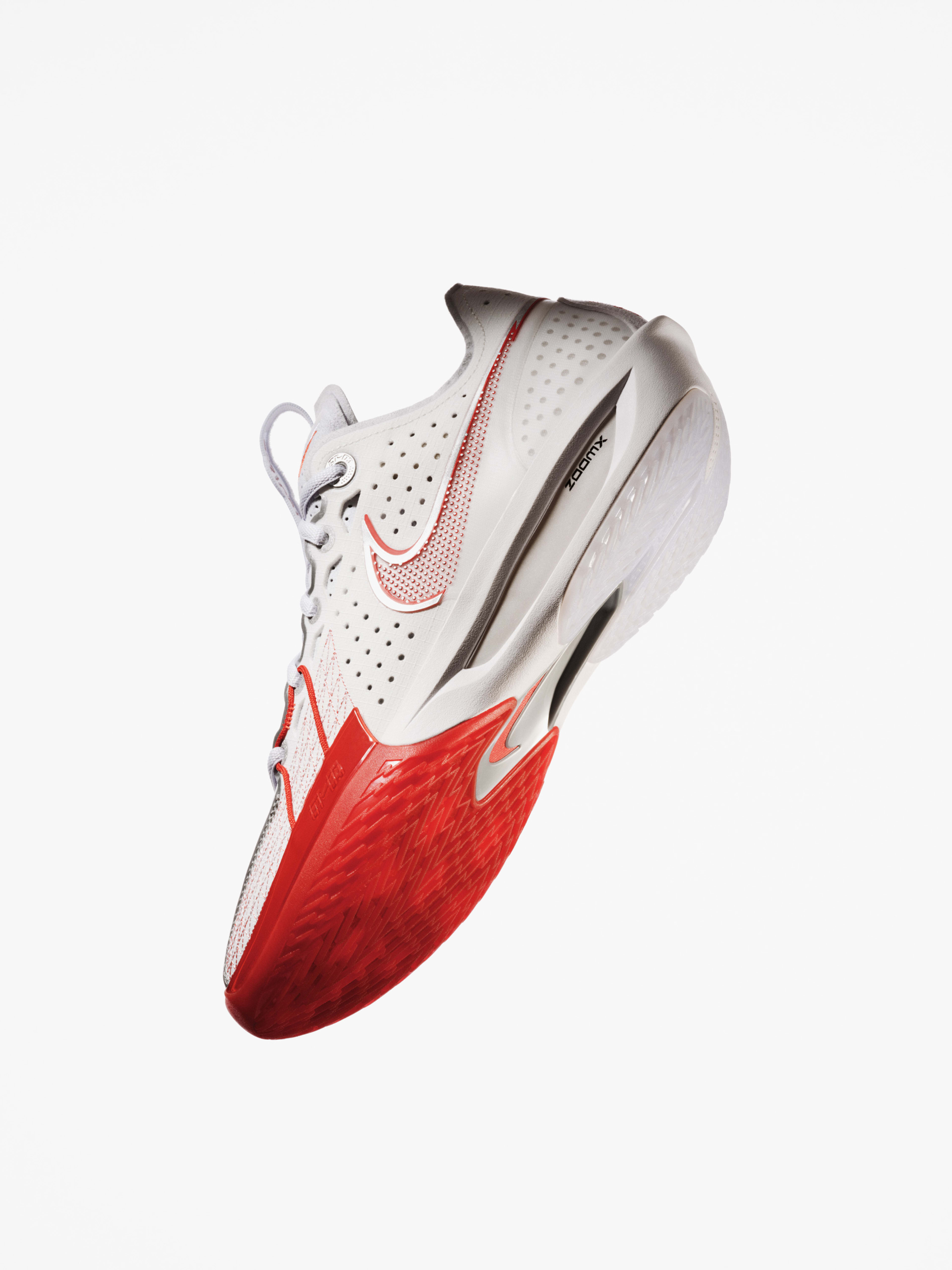 G.T. カット 3でバスケットボールシューズにNike ZoomXフォームを導入 — NIKE, Inc.