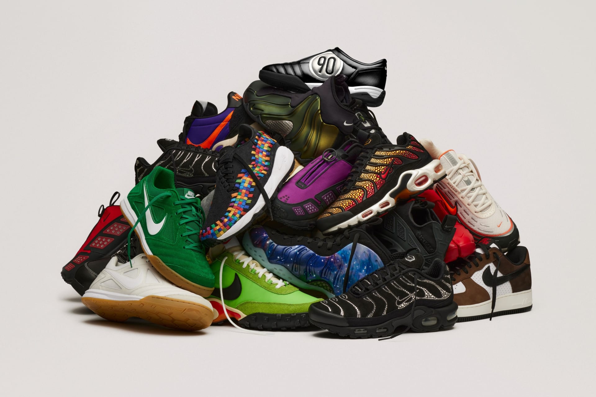 All nike basketball shoes 90's sale