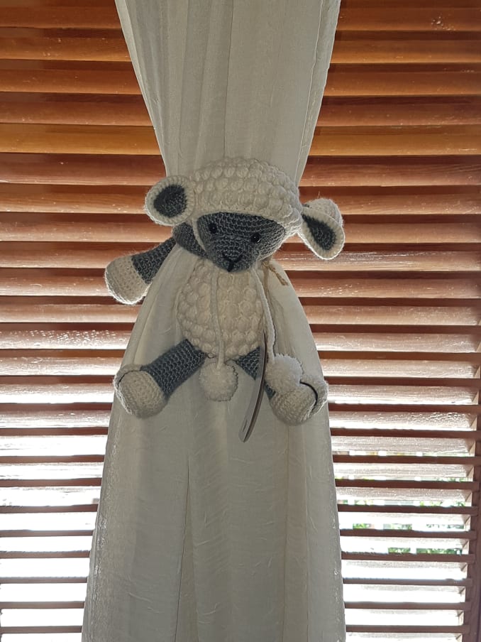 Jina, the Sheep - Image 3