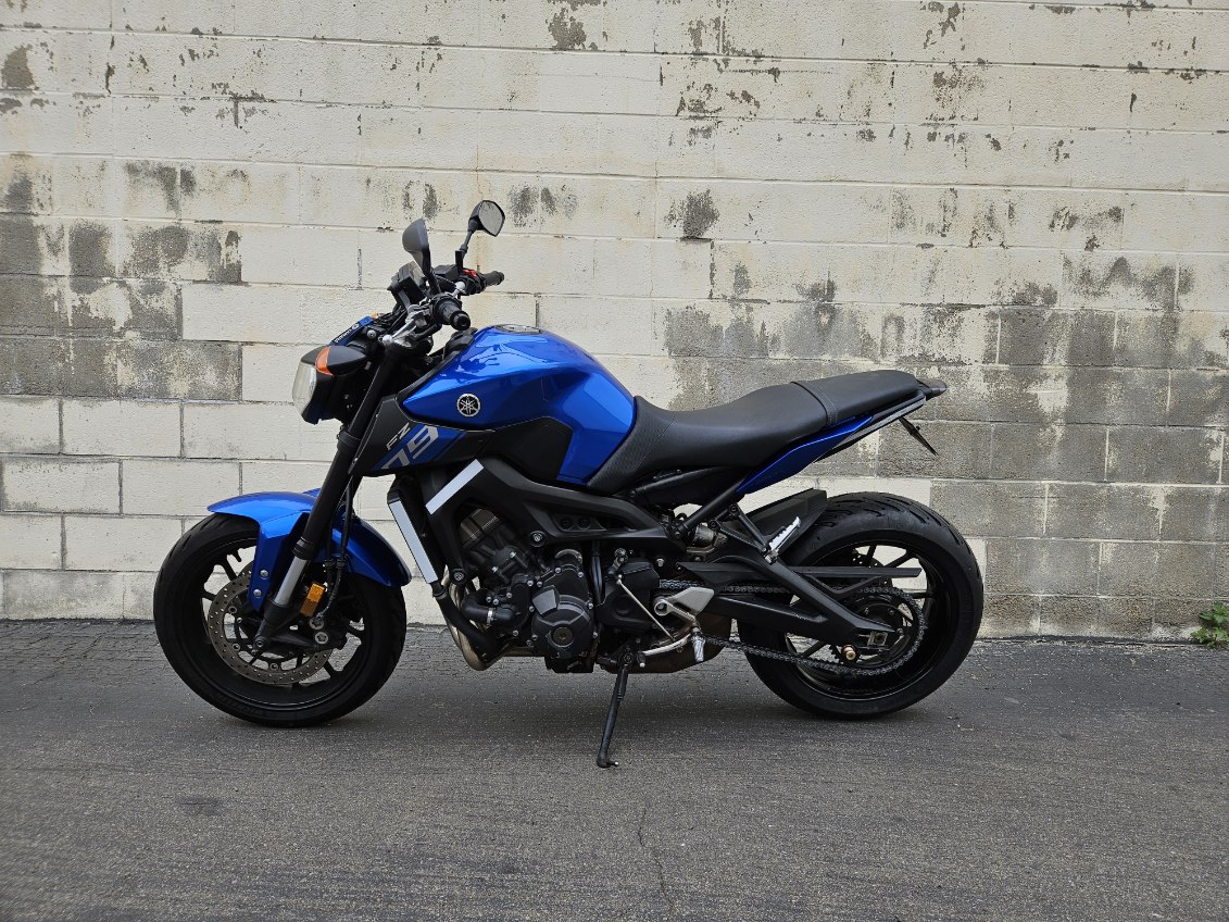 Yamaha FZ09