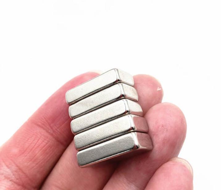レアアース磁石 20x10x5mm thumbnail 3