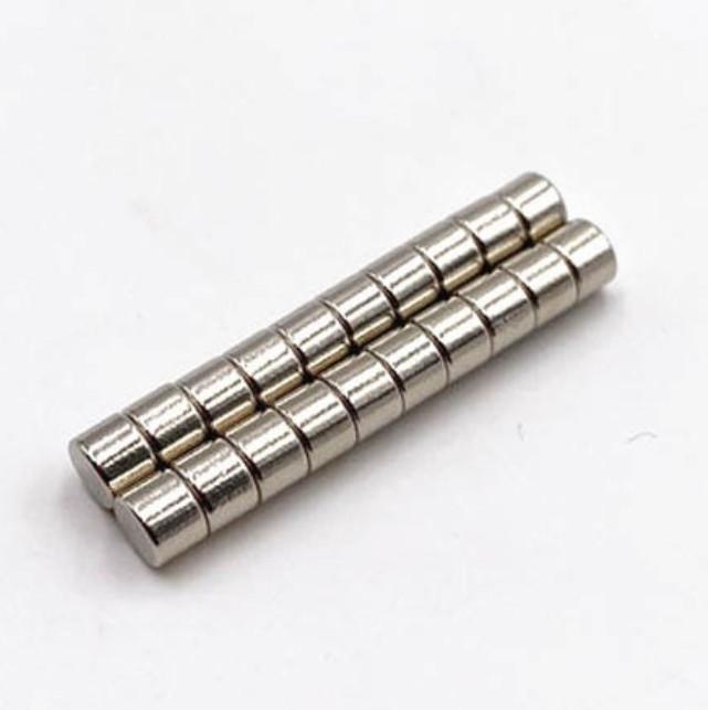希土類磁石 5x5mm