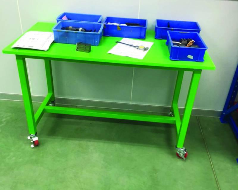 BTT1800S-750DD 1.8m Mobile Industrial Assembly Workbench with Heavy Casters (1800x750mm / 18mm Melamine)