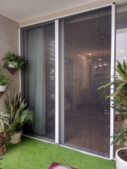 Cửa lưới chống côn trùng dạng xếp