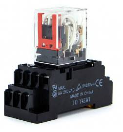 欧姆龙 OMRON MY4N-GS 24V DC 14脚4开4闭 工业级中间继电器 配 PYF14A-E 导轨底座 (5A 250VAC触点 / 机械指示旗与LED动作灯 / 镀金触点 / 日本原装品质)