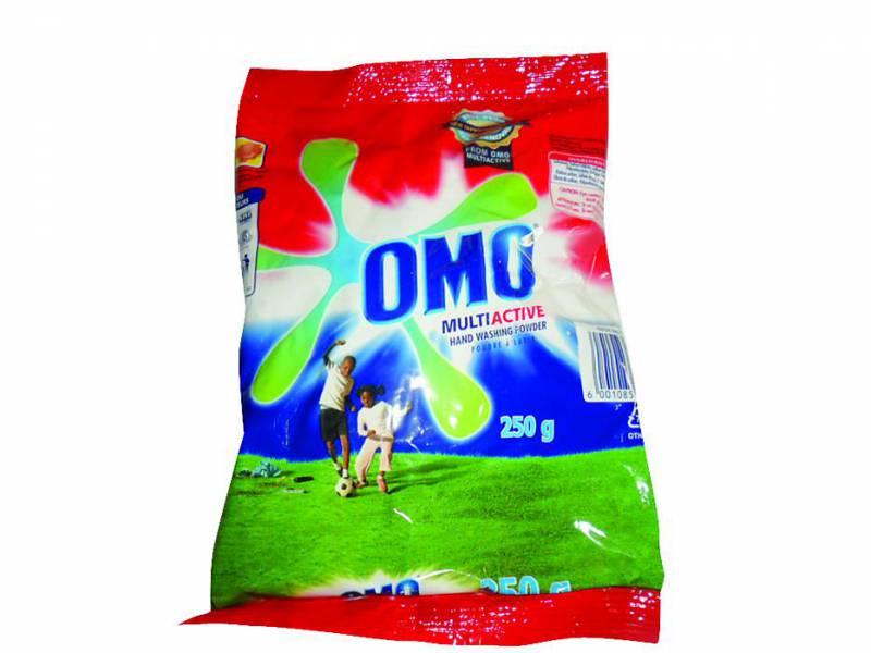 オモ (OMO) レッド 770g 強力 泥・皮脂汚れ落とし 粉末 洗濯洗剤 (深層洗浄 テクノロジー / 爽快なアロマの香り / 手肌に優しい 無リン配合 / 手洗い・洗濯機両用)