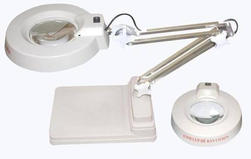 Z23DB 10배율 121mm 광학 유리 스탠드형 조명 확대경 돋보기 (220V 22W 원형 램프 / 420mm 관절 암 / 3.0kg 중량 베이스)