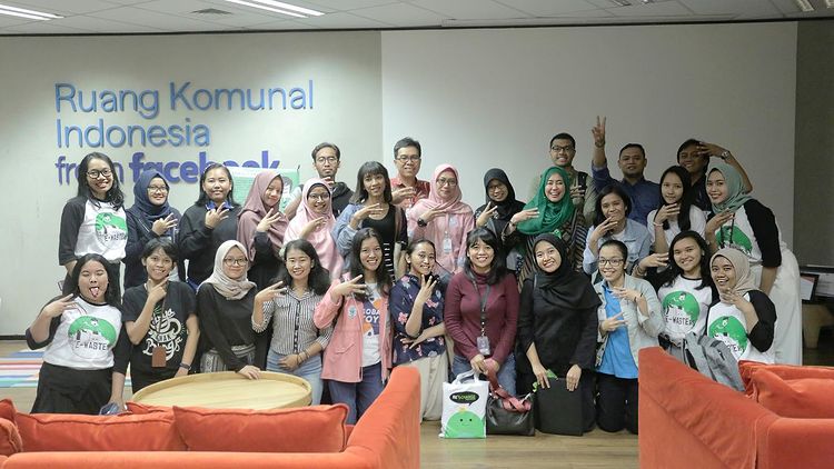 Mengenal Komunitas E-Waste RJ yang Kelola Sampah Elektronik