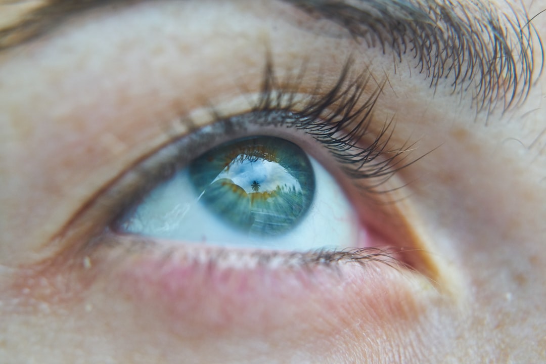 Relieving Dry Eyes: Environmental Changes That Help