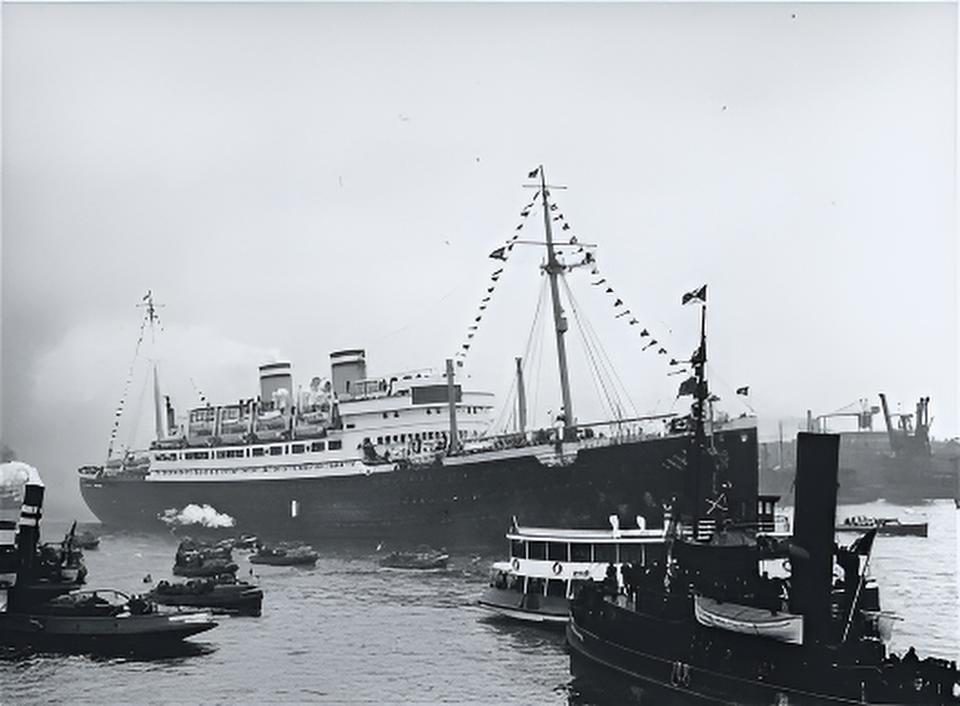 Barco St. Louis en La Habana, 1939, como contraste con la colaboración sionista-nazi