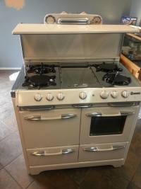 Antique Stove Restoration of Texas - Tan Antique Stove and Oven