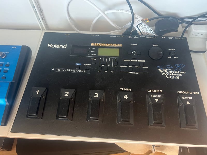 Roland VG-8EX V-Guitar System 1