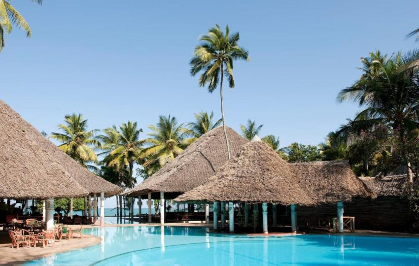 Neptune Village Beach Resort & Spa thumbnail 2