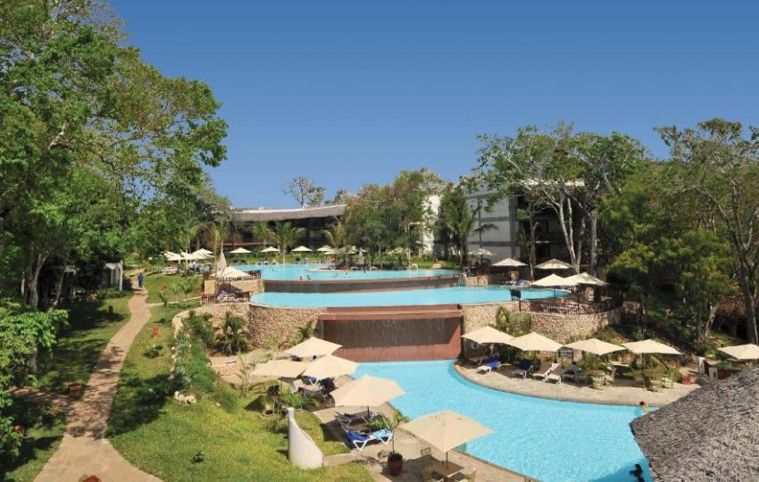 4 Days Diani Students Educational Trip thumbnail 2