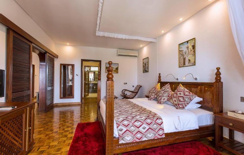Travellers Beach Resort & Club thumbnail 4