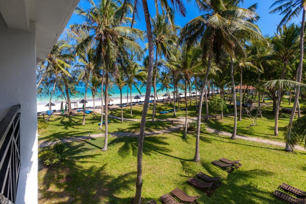 4 Days, 3 Nights Diani Beach Easter Holiday Packages thumbnail 3