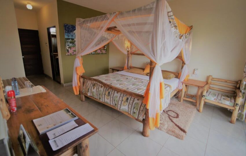 Voi Wildlife Lodge thumbnail 4