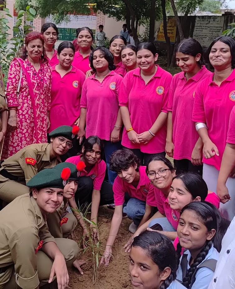 बिरला बालिका विद्यापीठ, पिलानी में एनसीसी छात्राओं की अनूठी पहल; 'एक पेड़ माँ के नाम' अभियान का आयोजन*