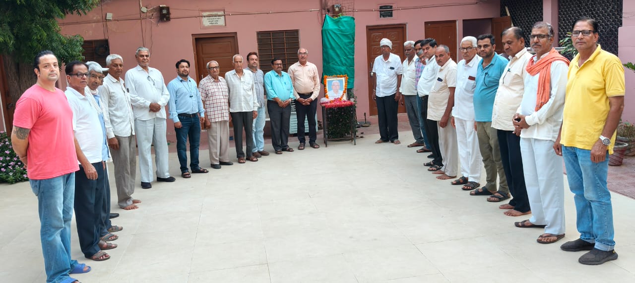 पिलानी में विश्वकर्मा मंदिर संस्था अध्यक्ष पिथाराम जांगिड़ को श्रद्धांजलि,