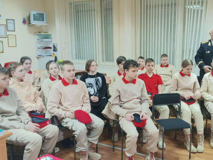 В гости к новороссийским ветеранам ВМФ приехали юнармейцы из станицы Каневской