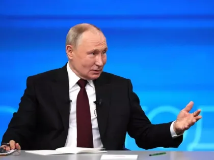 Пресс-конференция Путина: итоги года и ответы на вопросы граждан