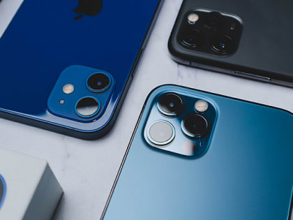 Apple и Google могут отключить смартфоны в России