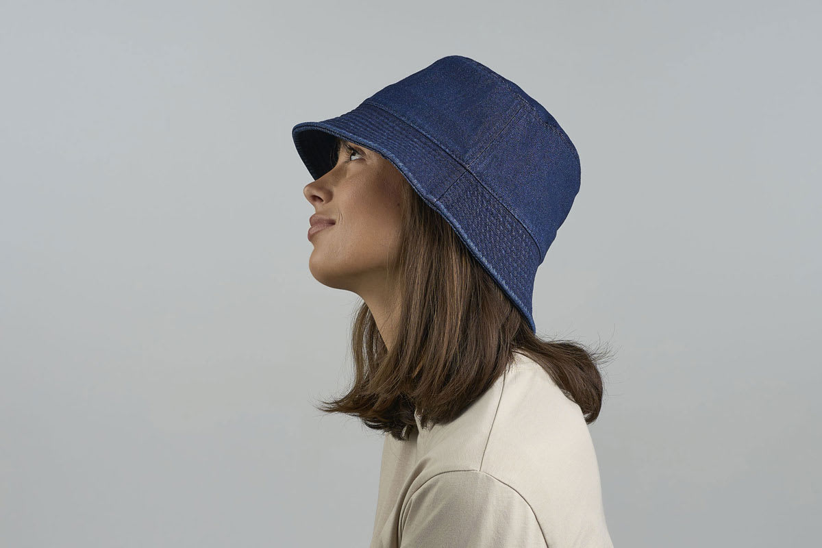 Dana — indossato
