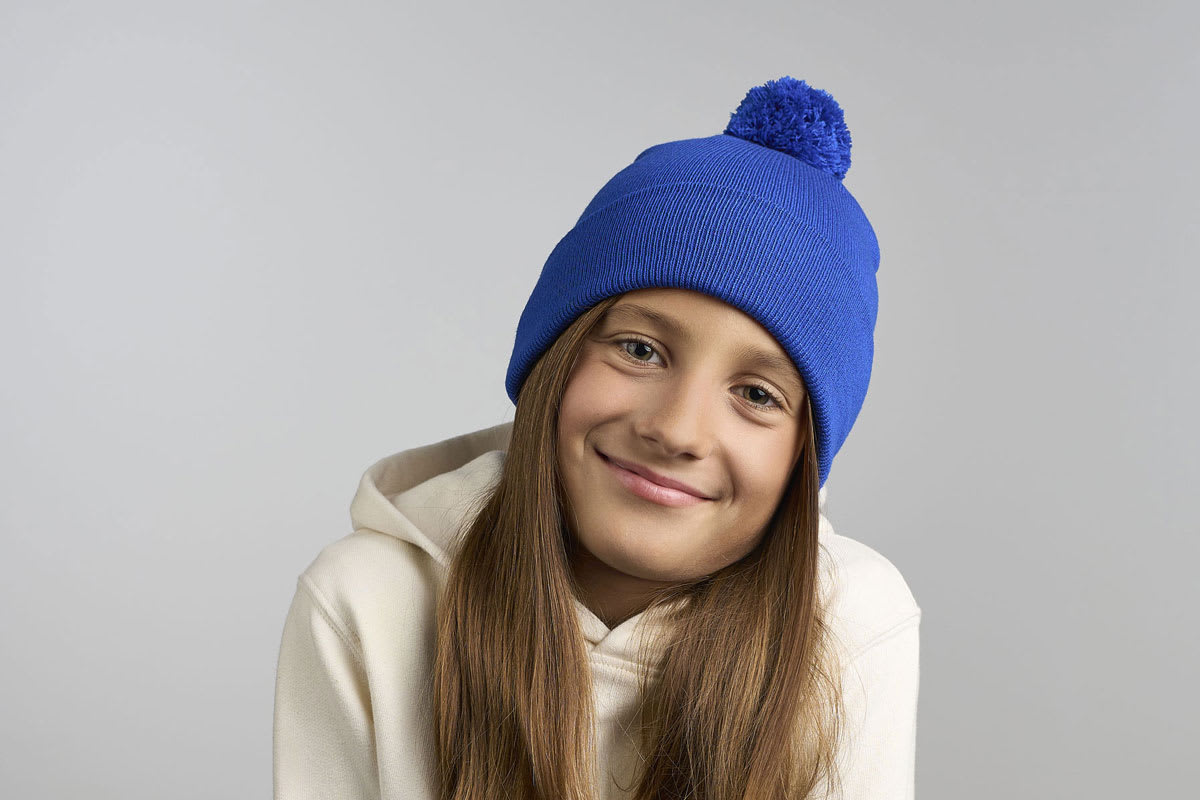 Kid Wind-S with Pompom — indossato