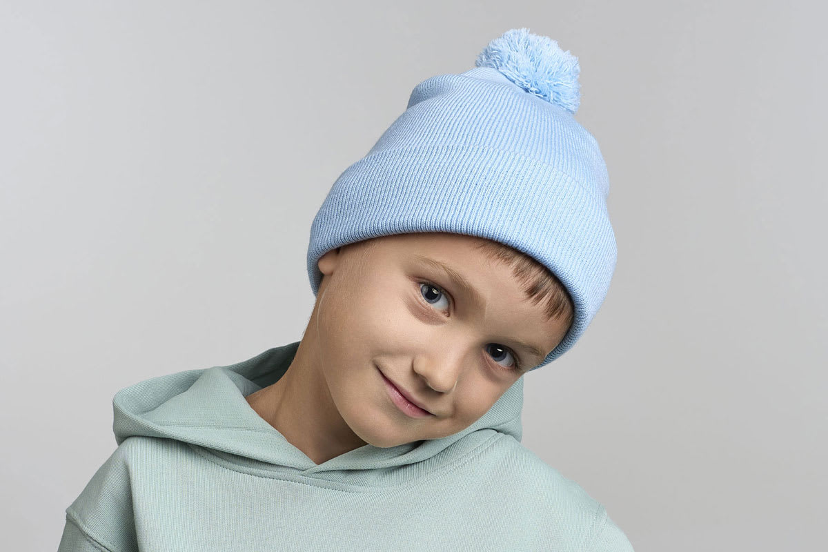 Kid Wind-S with Pompom — indossato