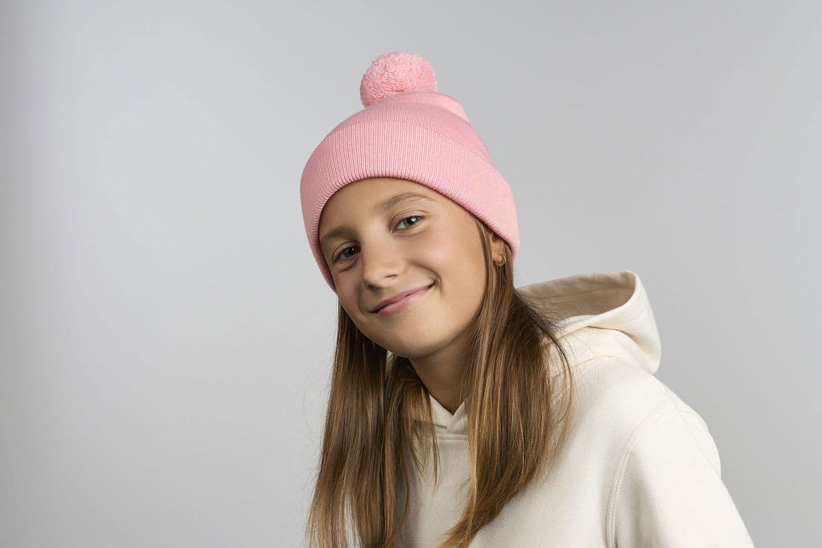 Kid Wind-S with Pompom — indossato