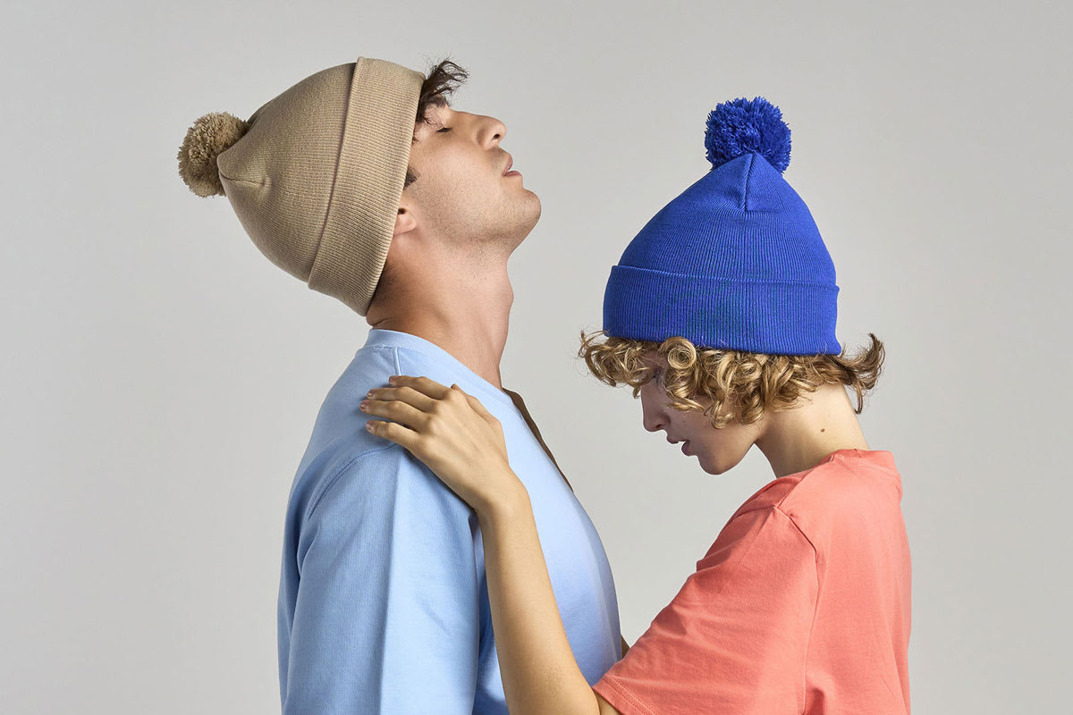 Wind-S with Pompom — indossato