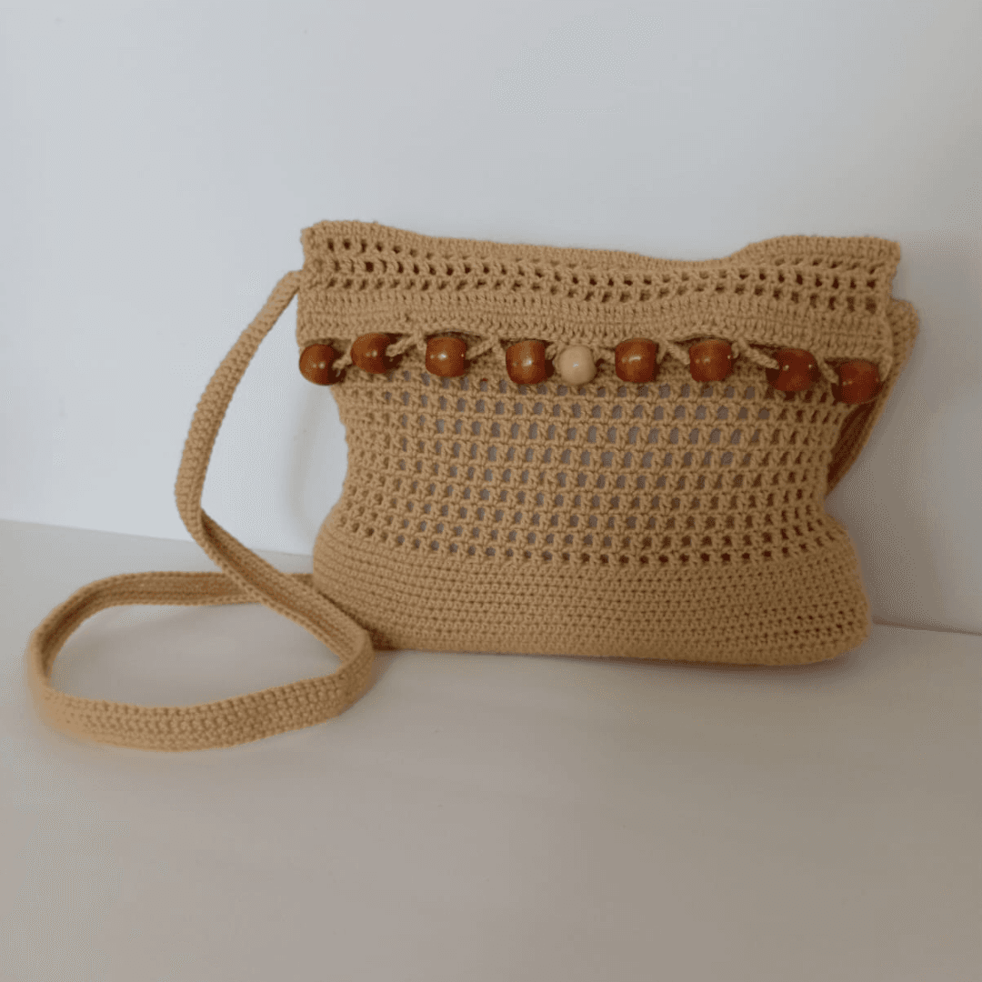 Bolso tejido a mano en crochet