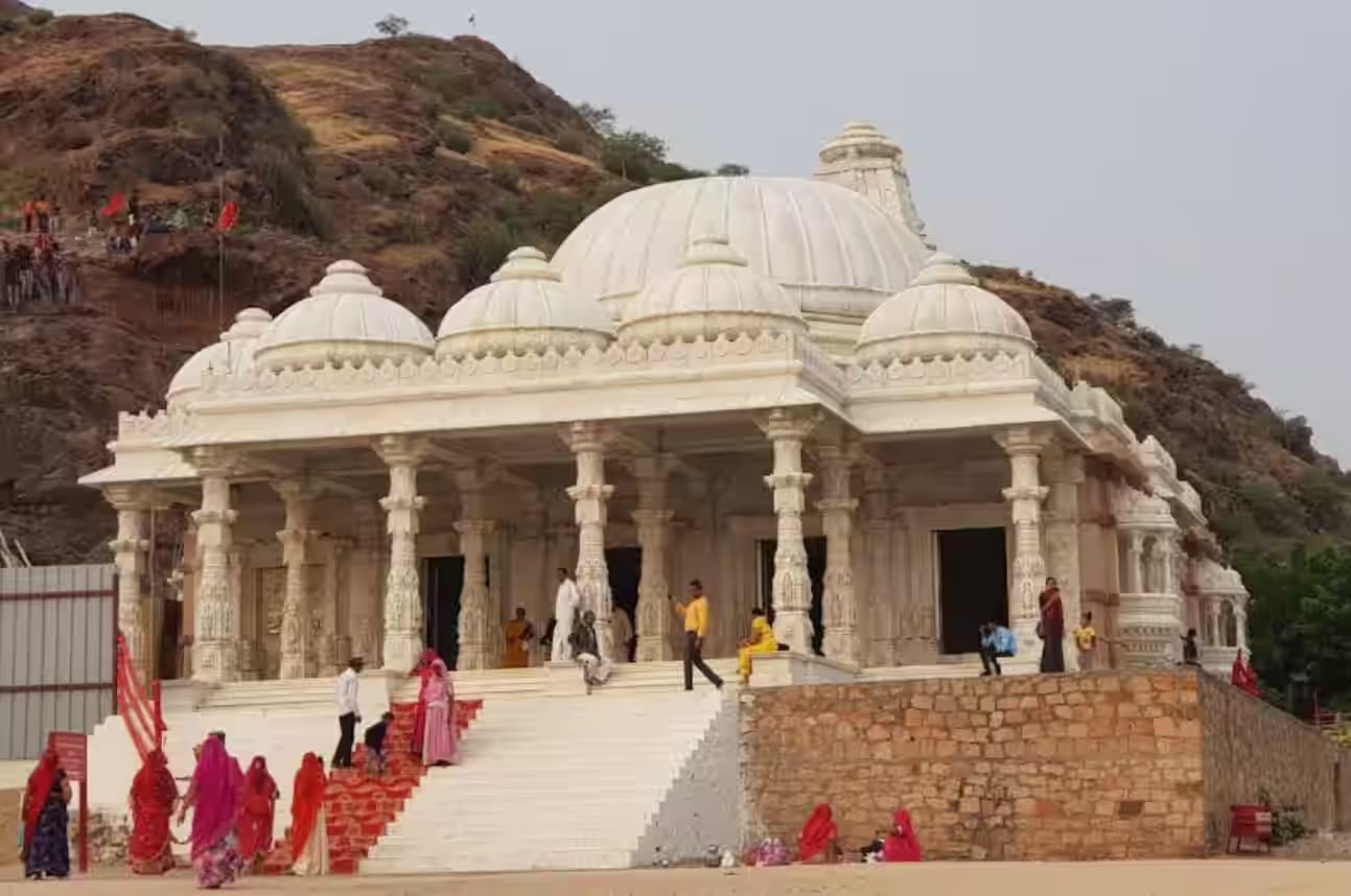 Temple night view