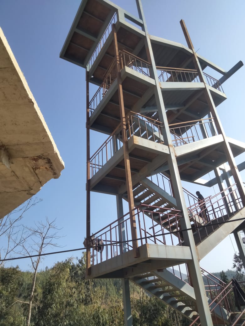 Selfie Towers — reference 9