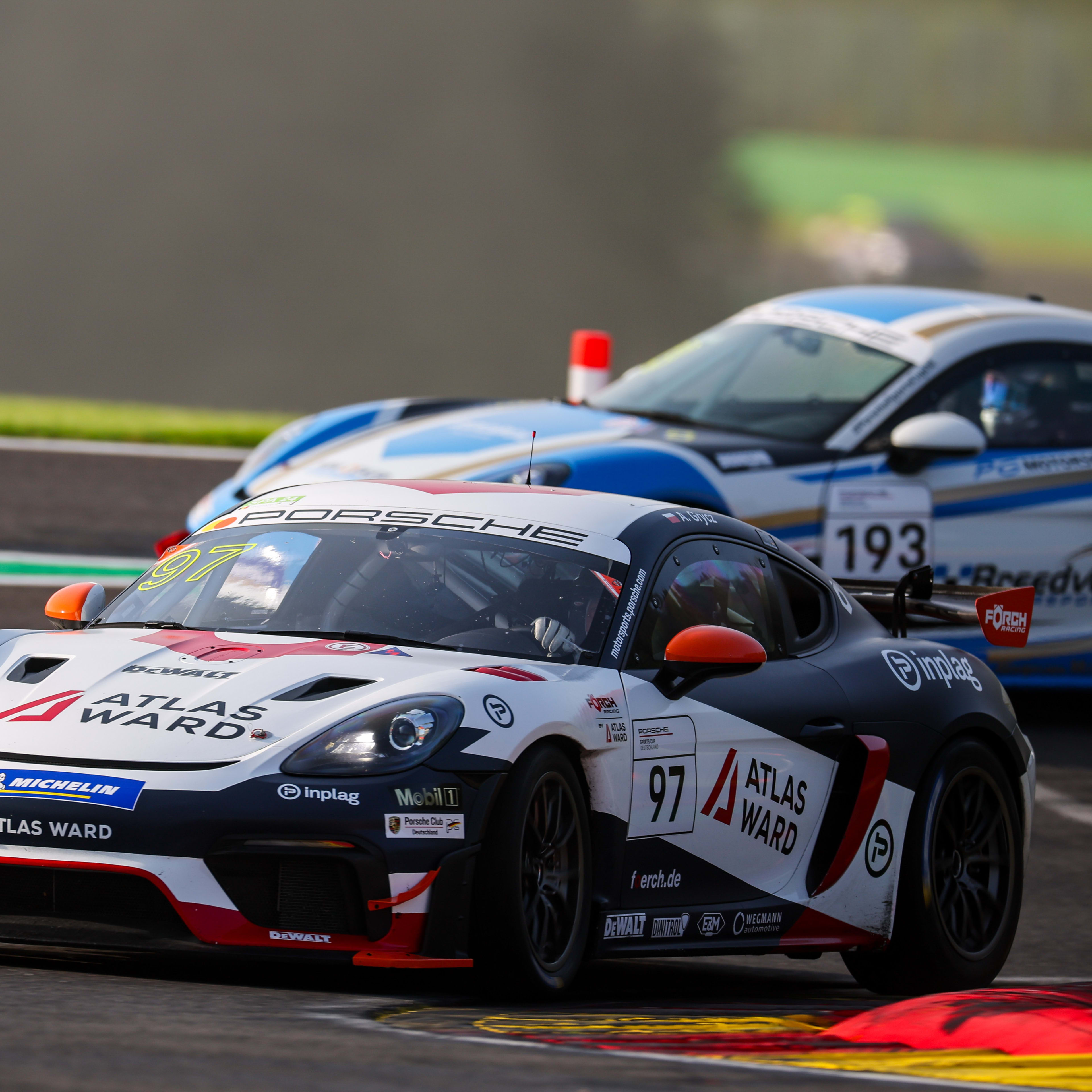 battle on the racetrack