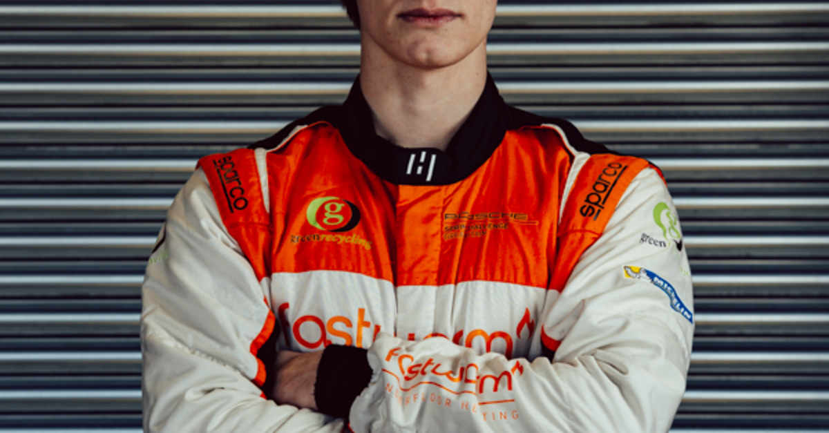 Daniel Lewis