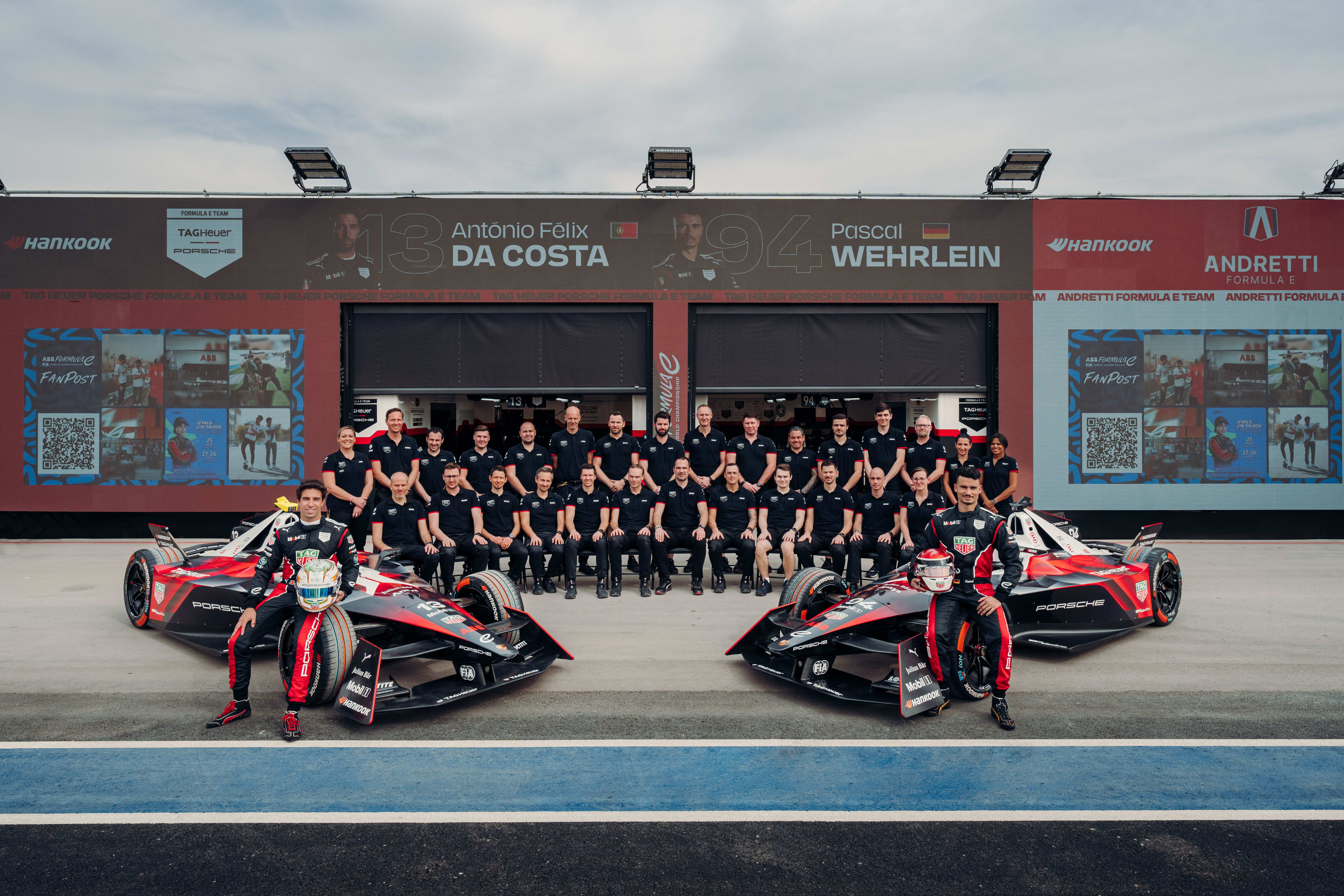 Formula E Team with two Porsche 99X Electric GEN3 Evo 