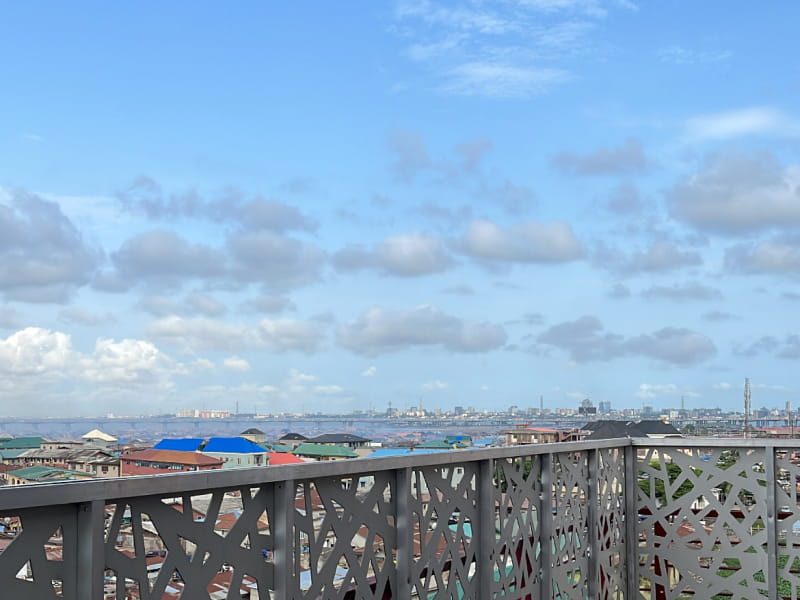 Null address balcony