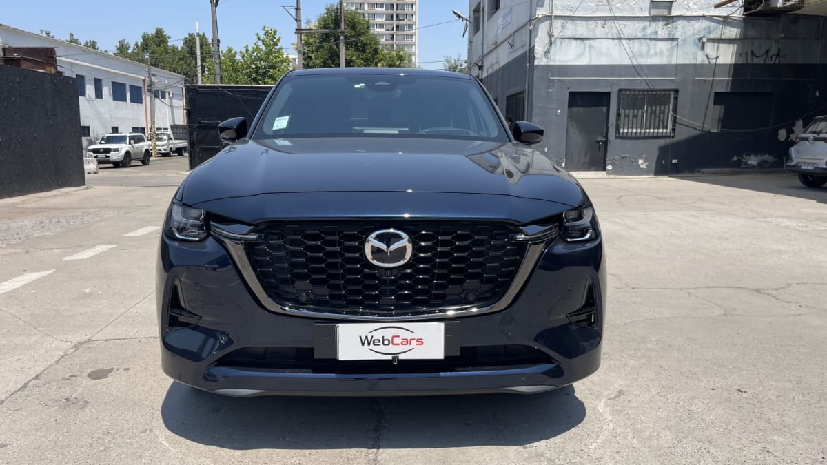 2026 Mazda CX-60 3.0 Diesel Premium Sport Azul - Vista frontal de SUV color azul oscuro en exterior