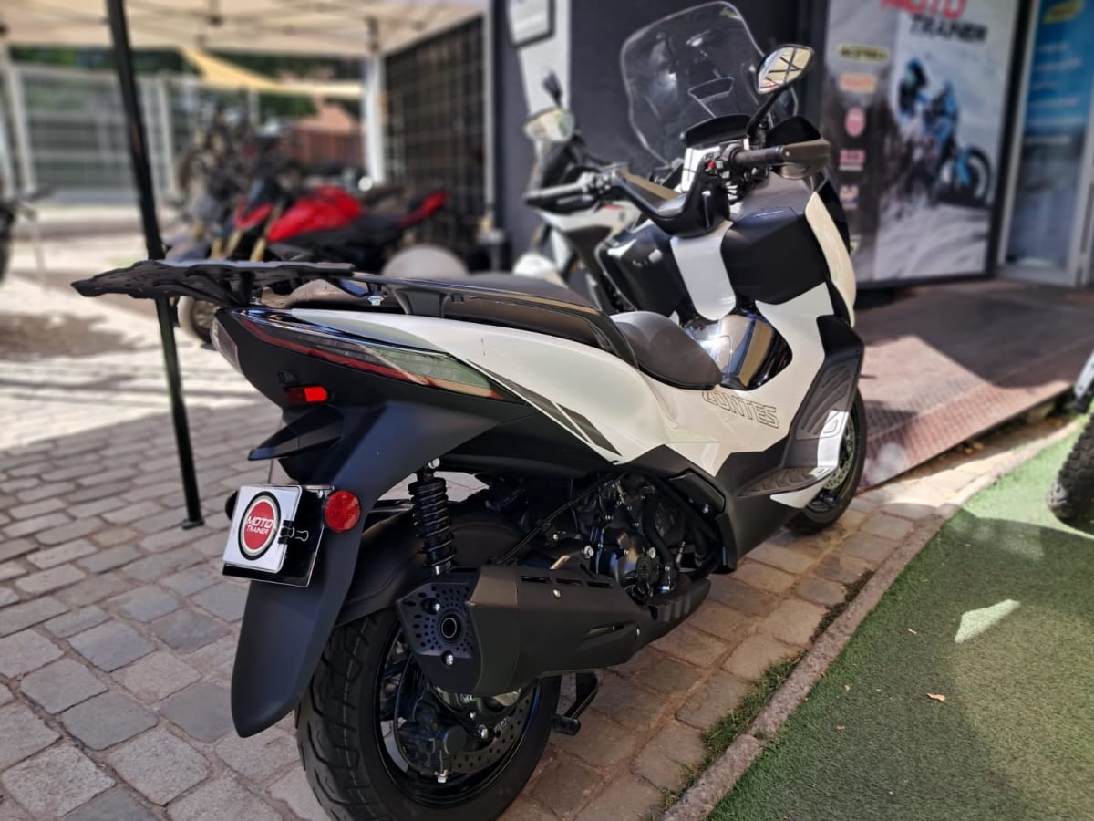 2025 Zontes ZT350T-E Negro - Miniatura 3
